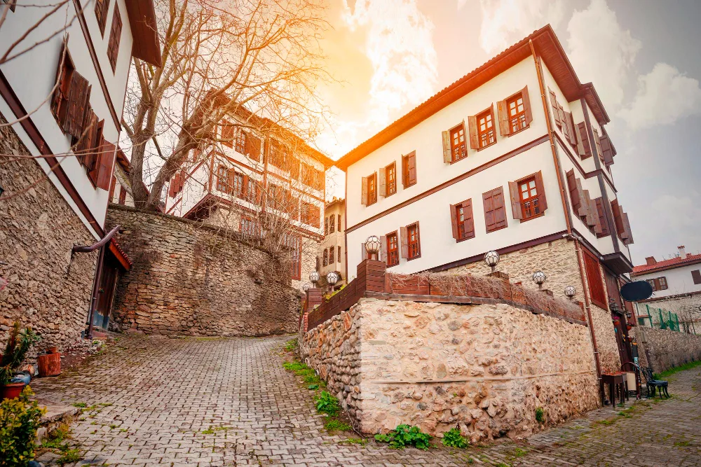Safranbolu'da Hafta Sonu: 2 Günlük Gezi Rotası

Değinilmesi gereken detaylar: