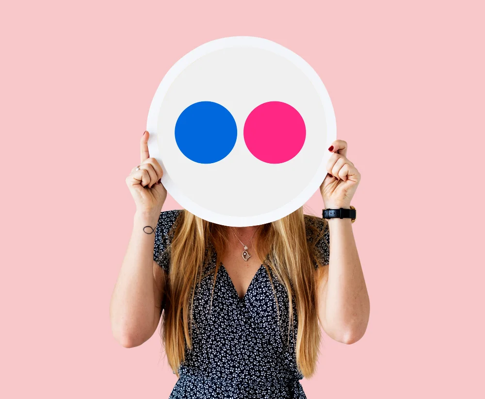 When an Indexed-Color PNG Beats Truecolor: Palette Size, tRNS, and Real-World Assets