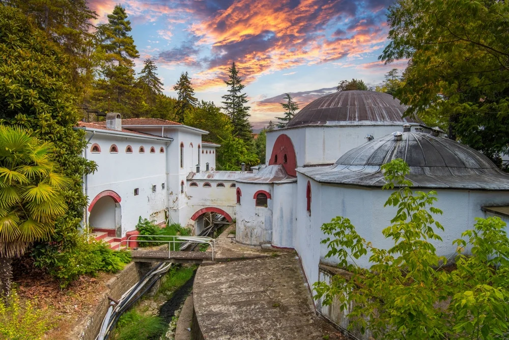 2 Gecelik Termal Tatil Nasıl Planlanır? Cuma Akşamından Pazar Dönüşüne Rahat Program