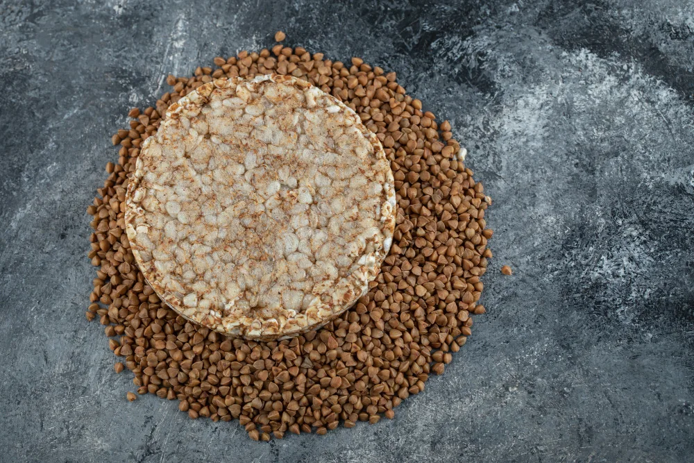 Are Rice Cakes Really a Healthy Snack? Why 'Low Calorie' Can Be Misleading